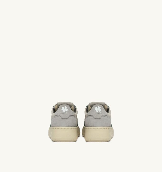 MEDALIST KIDS LOW SNEAKERS IN SUEDE COLOR LOFT WHITE AND GREEN MEDALIST KIDS LOW SNEAKERS IN SUEDE COLOR LOFT WHITE AND GREEN