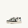 MEDALIST KIDS LOW SNEAKERS IN WEISSEM, SCHWARZEM UND BLAUEM LEDER MEDALIST KIDS LOW SNEAKERS IN WEISSEM, SCHWARZEM UND BLAUEM LEDER