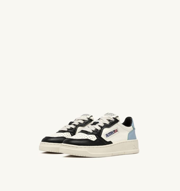 MEDALIST KIDS LOW SNEAKERS IN WEISSEM, SCHWARZEM UND BLAUEM LEDER MEDALIST KIDS LOW SNEAKERS IN WEISSEM, SCHWARZEM UND BLAUEM LEDER