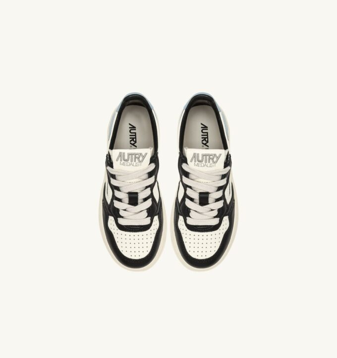 MEDALIST KIDS LOW SNEAKERS IN WEISSEM, SCHWARZEM UND BLAUEM LEDER MEDALIST KIDS LOW SNEAKERS IN WEISSEM, SCHWARZEM UND BLAUEM LEDER