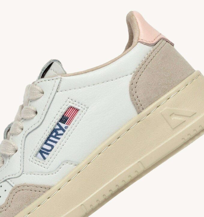 MEDALIST KIDS LOW SNEAKERS IN WEISSEM UND KREOLISCH-ROSA WILDLEDER MEDALIST KIDS LOW SNEAKERS IN WEISSEM UND KREOLISCH-ROSA WILDLEDER