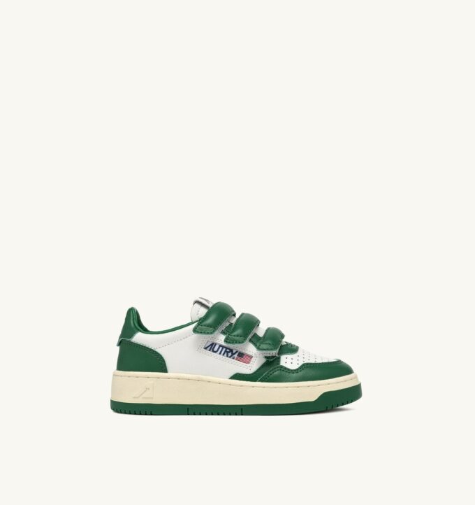 MEDALIST KIDSTRIPES LOW BICOLOR SNEAKERS IN WEISSEM UND GRÜNEM LEDER MEDALIST KIDSTRIPES LOW BICOLOR SNEAKERS IN WEISSEM UND GRÜNEM LEDER