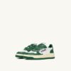 MEDALIST KIDSTRIPES LOW BICOLOR SNEAKERS IN WEISSEM UND GRÜNEM LEDER MEDALIST KIDSTRIPES LOW BICOLOR SNEAKERS IN WEISSEM UND GRÜNEM LEDER