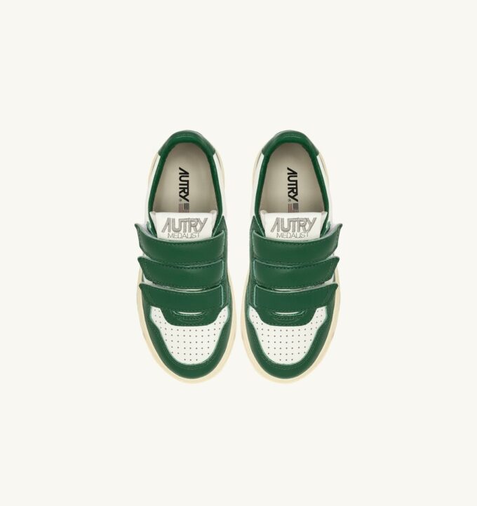MEDALIST KIDSTRIPES LOW BICOLOR SNEAKERS IN WEISSEM UND GRÜNEM LEDER MEDALIST KIDSTRIPES LOW BICOLOR SNEAKERS IN WEISSEM UND GRÜNEM LEDER