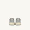 MEDALIST KIDSTRIPES LOW BICOLOR SNEAKERS IN WEISSEM UND HELLGRAUEM LEDER MEDALIST KIDSTRIPES LOW BICOLOR SNEAKERS IN WEISSEM UND HELLGRAUEM LEDER