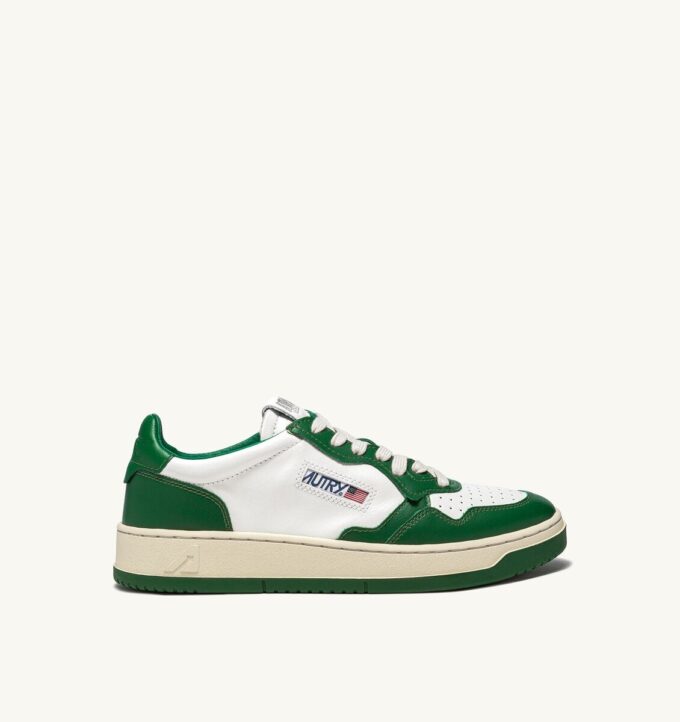 MEDALIST LOW BICOLOR SNEAKER AUS WEISSEM UND GRÜNEM LEDER