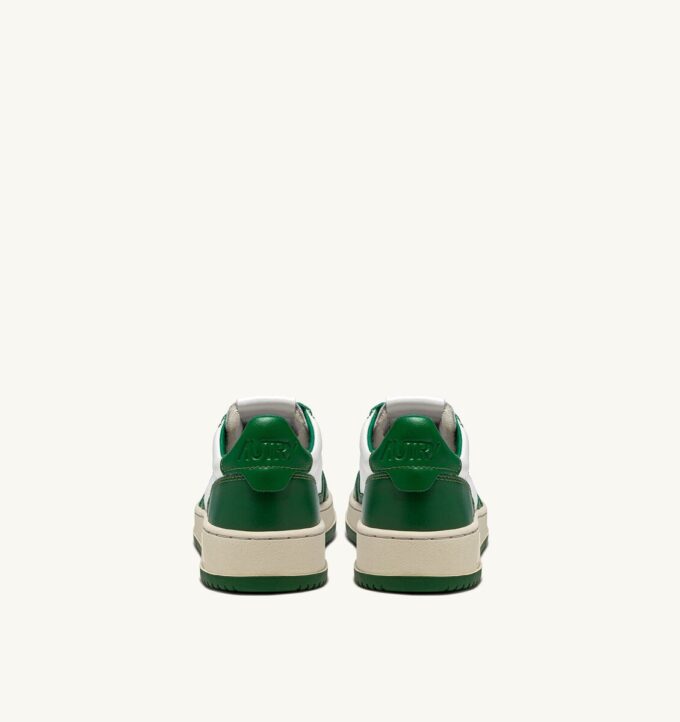 MEDALIST LOW BICOLOR SNEAKER AUS WEISSEM UND GRÜNEM LEDER