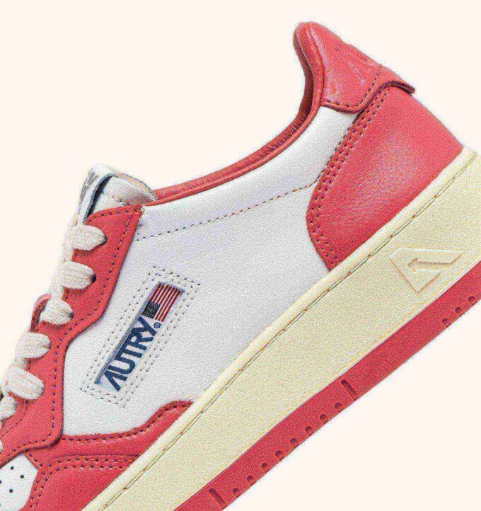 MEDALIST LOW BICOLOR SNEAKER IN WEISSEM UND TEAROSE LEDER MEDALIST LOW BICOLOR SNEAKER IN WEISSEM UND TEAROSE LEDER