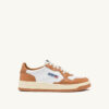 MEDALIST LOW BICOLOR SNEAKERS IN WEISSEM UND SAND STORM LEDER