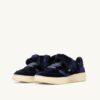 MEDALIST LOW BOW ‚VELVET‘ SNEAKERS COLOR BLUE MEDALIST LOW BOW ‚VELVET‘ SNEAKERS COLOR BLUE