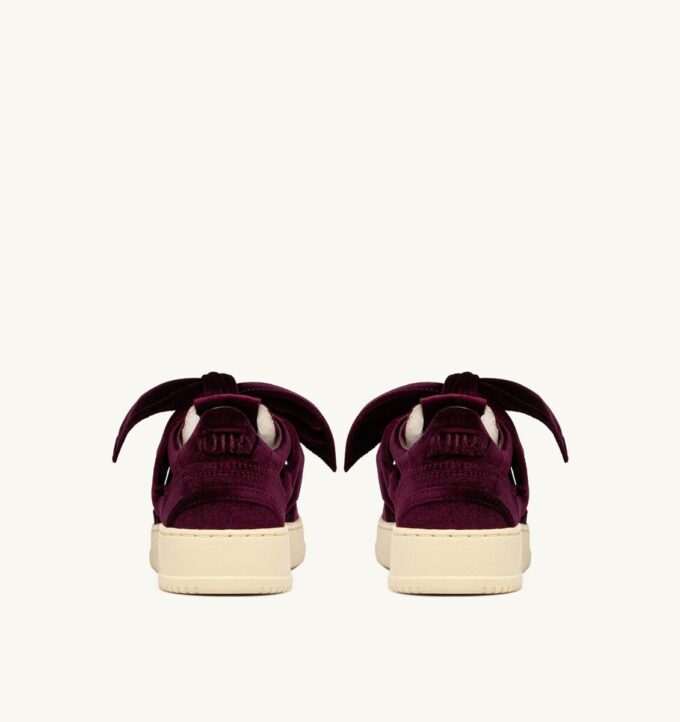 MEDALIST LOW BOW ‚VELVET‘ SNEAKERS COLOR BURGUNDY