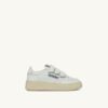MEDALIST LOW KIDSTRIPES SNEAKER AUS LEDER, FARBE WEISS
