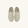 MEDALIST LOW KIDSTRIPES SNEAKER IN LEDERFARBE WHISPER WHITE UND DELLA ROBBIA BLUE MEDALIST LOW KIDSTRIPES SNEAKER IN LEDERFARBE WHISPER WHITE UND DELLA ROBBIA BLUE