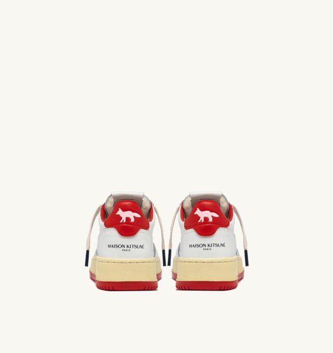 MEDALIST LOW ‚MAISON KITSUNÉ‘ SNEAKER AUS WEISSEM UND TONROTEM LEDER