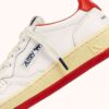 MEDALIST LOW ‚MAISON KITSUNÉ‘ SNEAKER AUS WEISSEM UND TONROTEM LEDER MEDALIST LOW ‚MAISON KITSUNÉ‘ SNEAKER AUS WEISSEM UND TONROTEM LEDER