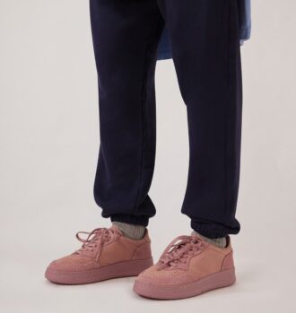 MEDALIST LOW SNEAKER AUS ASH ROSE NUBUKLEDER UND WILDLEDER