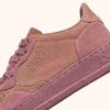 MEDALIST LOW SNEAKER AUS ASH ROSE NUBUKLEDER UND WILDLEDER MEDALIST LOW SNEAKER AUS ASH ROSE NUBUKLEDER UND WILDLEDER