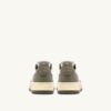 MEDALIST LOW SNEAKER AUS LEDER, FARBE WEISS UND COVERT GRÜN MIT SCHRIFTZUG MEDALIST LOW SNEAKER AUS LEDER, FARBE WEISS UND COVERT GRÜN MIT SCHRIFTZUG