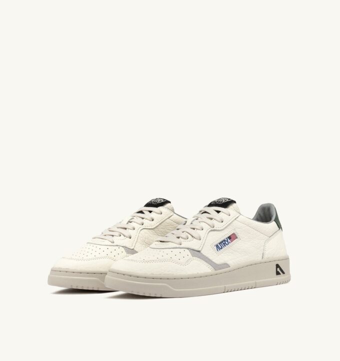 MEDALIST LOW SNEAKER AUS MOUNTAIN- UND LOFT-LEDER MEDALIST LOW SNEAKER AUS MOUNTAIN- UND LOFT-LEDER