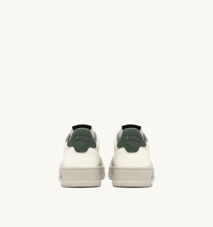 MEDALIST LOW SNEAKER AUS MOUNTAIN- UND LOFT-LEDER MEDALIST LOW SNEAKER AUS MOUNTAIN- UND LOFT-LEDER