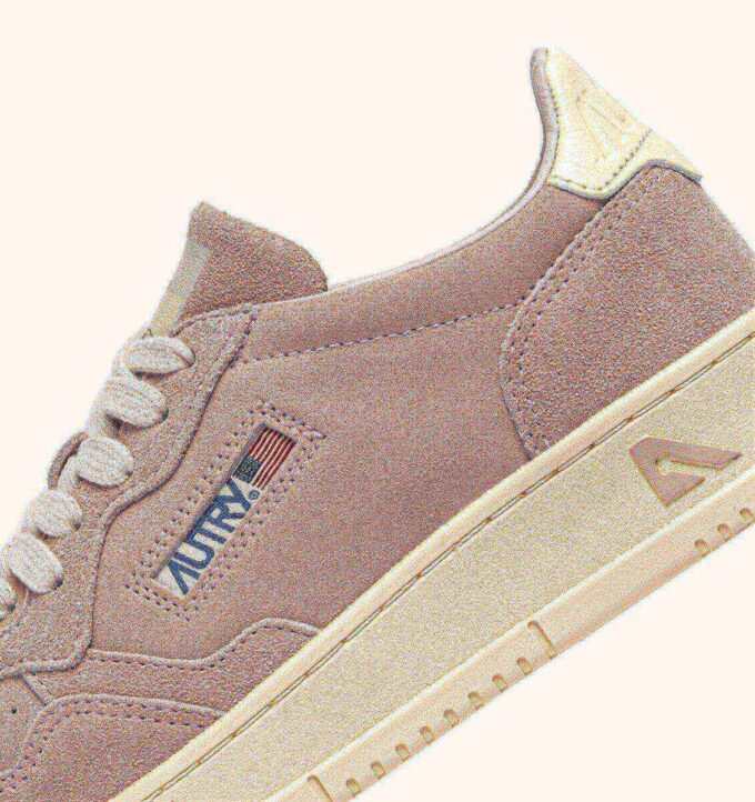 MEDALIST LOW SNEAKER AUS SEIDE UND OFF-WHITE-WILDLEDER MEDALIST LOW SNEAKER AUS SEIDE UND OFF-WHITE-WILDLEDER