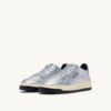MEDALIST LOW SNEAKER AUS SILBER- UND SCHWARZ METALISIERTEM LEDER MEDALIST LOW SNEAKER AUS SILBER- UND SCHWARZ METALISIERTEM LEDER