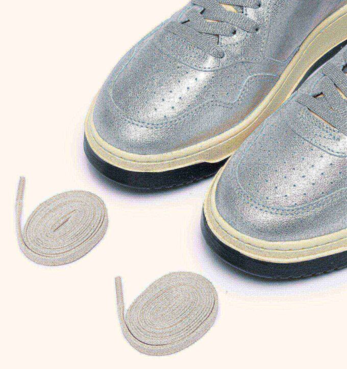 MEDALIST LOW SNEAKER AUS SILBER- UND SCHWARZ METALISIERTEM LEDER MEDALIST LOW SNEAKER AUS SILBER- UND SCHWARZ METALISIERTEM LEDER
