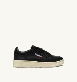 MEDALIST LOW SNEAKER AUS SUPERWEICHEM SCHWARZEM NAPPA