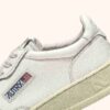 MEDALIST LOW SNEAKER AUS WEISSEM LEDER