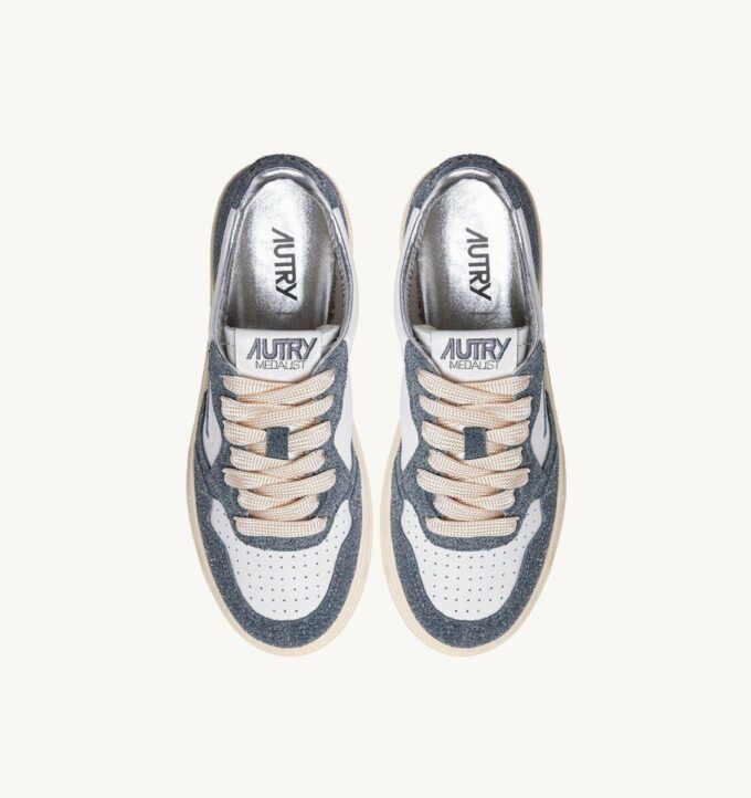 MEDALIST LOW SNEAKER AUS WEISSEM LEDER UND ASH GLITTER MEDALIST LOW SNEAKER AUS WEISSEM LEDER UND ASH GLITTER