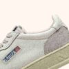 MEDALIST LOW SNEAKER AUS WEISSEM LEDER UND BEIGEM WILDLEDER MEDALIST LOW SNEAKER AUS WEISSEM LEDER UND BEIGEM WILDLEDER