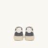 MEDALIST LOW SNEAKER AUS WEISSEM LEDER UND MOREL-WILDLEDER MEDALIST LOW SNEAKER AUS WEISSEM LEDER UND MOREL-WILDLEDER