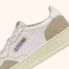 MEDALIST LOW SNEAKER AUS WEISSEM LEDER UND SPONGE-WILDLEDER MEDALIST LOW SNEAKER AUS WEISSEM LEDER UND SPONGE-WILDLEDER