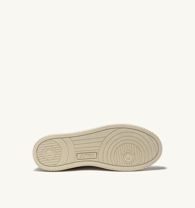 MEDALIST LOW SNEAKER AUS WEISSEM UND AMAZONISCHEM LEDER UND BEIGEM WILDLEDER MEDALIST LOW SNEAKER AUS WEISSEM UND AMAZONISCHEM LEDER UND BEIGEM WILDLEDER