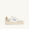 MEDALIST LOW SNEAKER AUS WEISSEM UND BRAUNEM ZUCKERWILDTIER UND LEDER MEDALIST LOW SNEAKER AUS WEISSEM UND BRAUNEM ZUCKERWILDTIER UND LEDER