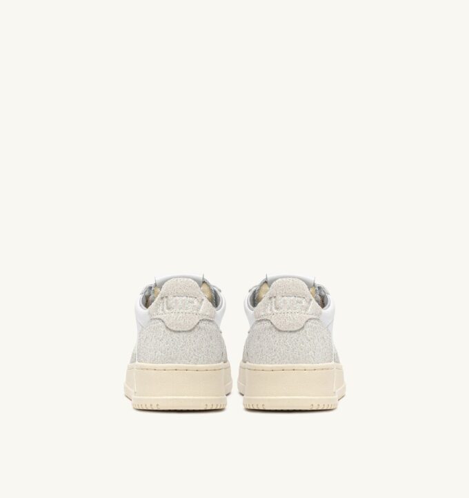 MEDALIST LOW SNEAKER AUS WEISSEM UND GLITZERLEDER MEDALIST LOW SNEAKER AUS WEISSEM UND GLITZERLEDER