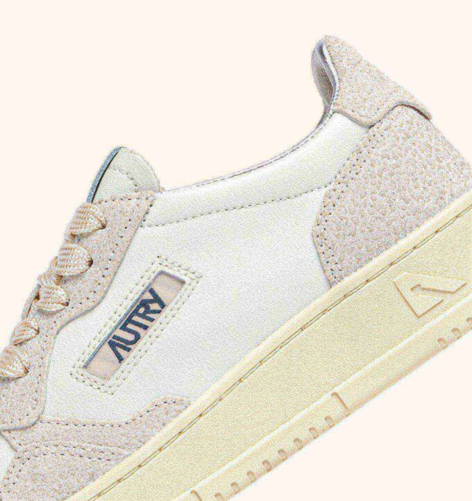 MEDALIST LOW SNEAKER AUS WEISSEM UND GLITZERLEDER MEDALIST LOW SNEAKER AUS WEISSEM UND GLITZERLEDER