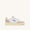 MEDALIST LOW SNEAKER AUS WEISSEM UND GOLDENEM LEDER