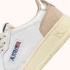 MEDALIST LOW SNEAKER AUS WEISSEM UND GOLDENEM LEDER