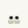 MEDALIST LOW SNEAKER AUS WEISSEM UND SCHWARZEM LEDER MEDALIST LOW SNEAKER AUS WEISSEM UND SCHWARZEM LEDER