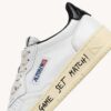 MEDALIST LOW SNEAKER AUS WEISSEM UND SCHWARZEM LEDER MIT SCHRIFTZUG MEDALIST LOW SNEAKER AUS WEISSEM UND SCHWARZEM LEDER MIT SCHRIFTZUG