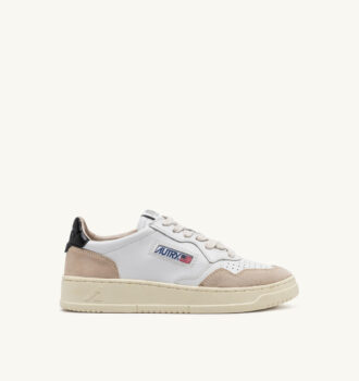 MEDALIST LOW SNEAKER AUS WEISSEM UND SCHWARZEM LEDER UND BEIGEM WILDLEDER