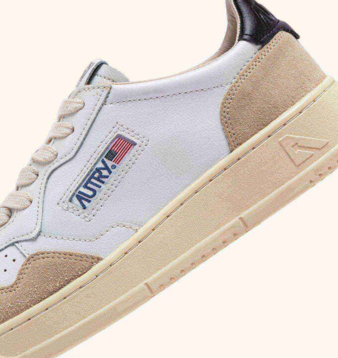 MEDALIST LOW SNEAKER AUS WEISSEM UND SCHWARZEM LEDER UND BEIGEM WILDLEDER MEDALIST LOW SNEAKER AUS WEISSEM UND SCHWARZEM LEDER UND BEIGEM WILDLEDER