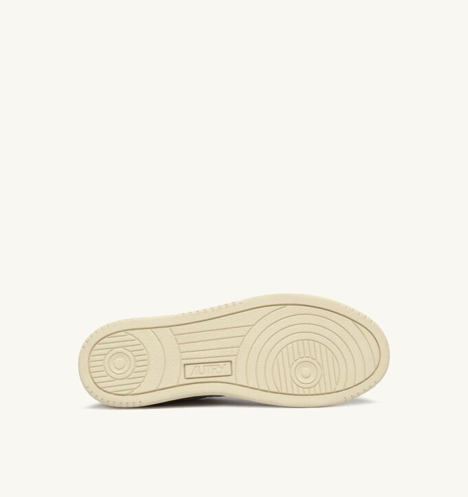 MEDALIST LOW SNEAKER AUS WEISSEM UND SCHWARZEM LEDER UND WILDLEDER MIT SCHRIFTZUG MEDALIST LOW SNEAKER AUS WEISSEM UND SCHWARZEM LEDER UND WILDLEDER MIT SCHRIFTZUG