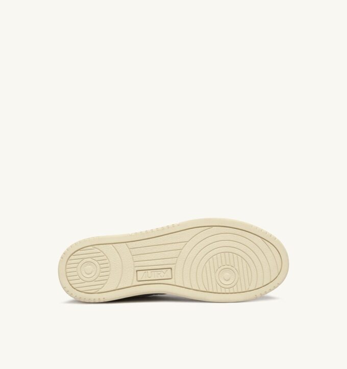 MEDALIST LOW SNEAKER AUS WEISSEM UND SCHWARZEM LEDER UND WILDLEDER MIT SCHRIFTZUG MEDALIST LOW SNEAKER AUS WEISSEM UND SCHWARZEM LEDER UND WILDLEDER MIT SCHRIFTZUG