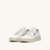MEDALIST LOW SNEAKER AUS WEISSEM UND SILBERNEN LEDER MEDALIST LOW SNEAKER AUS WEISSEM UND SILBERNEN LEDER
