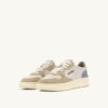 MEDALIST LOW SNEAKER IN DREIFARBIGEM HELLBLAU CLAUDIA UND SPONGE SUEDE MEDALIST LOW SNEAKER IN DREIFARBIGEM HELLBLAU CLAUDIA UND SPONGE SUEDE