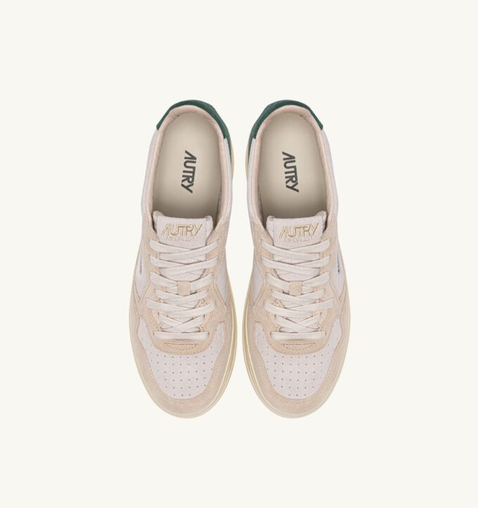 MEDALIST LOW SNEAKER IN DREIFARBIGEM SAND- UND GRÜNEM WILDLEDER MEDALIST LOW SNEAKER IN DREIFARBIGEM SAND- UND GRÜNEM WILDLEDER