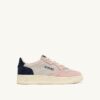 MEDALIST LOW SNEAKER IN DREIFARBIGEN FARBEN: ROSEMARY UND ATLANTIC SUEDE