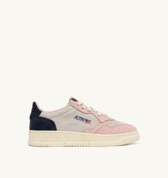 MEDALIST LOW SNEAKER IN DREIFARBIGEN FARBEN: ROSEMARY UND ATLANTIC SUEDE MEDALIST LOW SNEAKER IN DREIFARBIGEN FARBEN: ROSEMARY UND ATLANTIC SUEDE